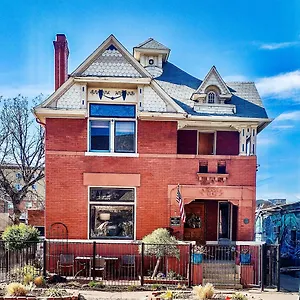 2* Couette-café Off Broadway
